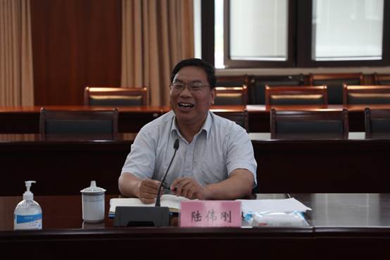 说明: C:\Users\Administrator.ABC-20190408CPX\Desktop\承办苏中分会扬州片区高校研讨会\20200530绩效考核研讨会照片\20200530绩效考核研讨会\3N2A7412.JPG